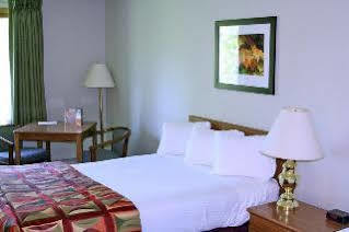 Best Western Country Inn Ishpeming エクステリア 写真