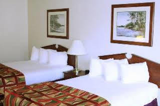 Best Western Country Inn Ishpeming エクステリア 写真